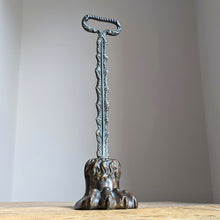 Load image into Gallery viewer, Hairy Paw Door Porter
