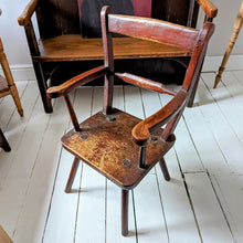 Load image into Gallery viewer, Primitive English Windsor Chair
