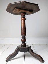 Load image into Gallery viewer, William &amp; Mary Period Candlestand
