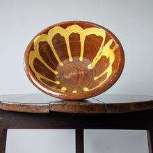 Load image into Gallery viewer, Coalisland Slipware Bowl
